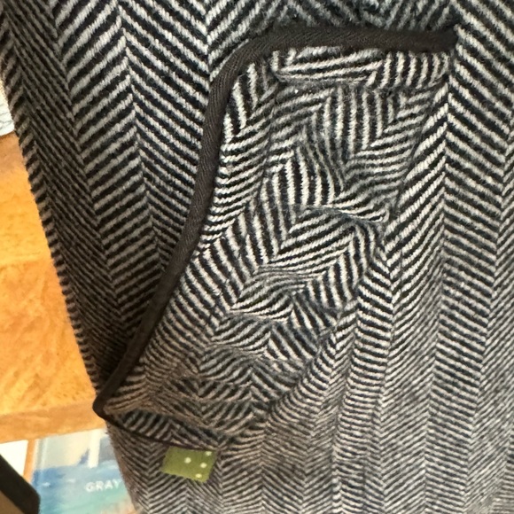 Soia & Kyo Chevron Dress Jacket - Picture 4 of 6